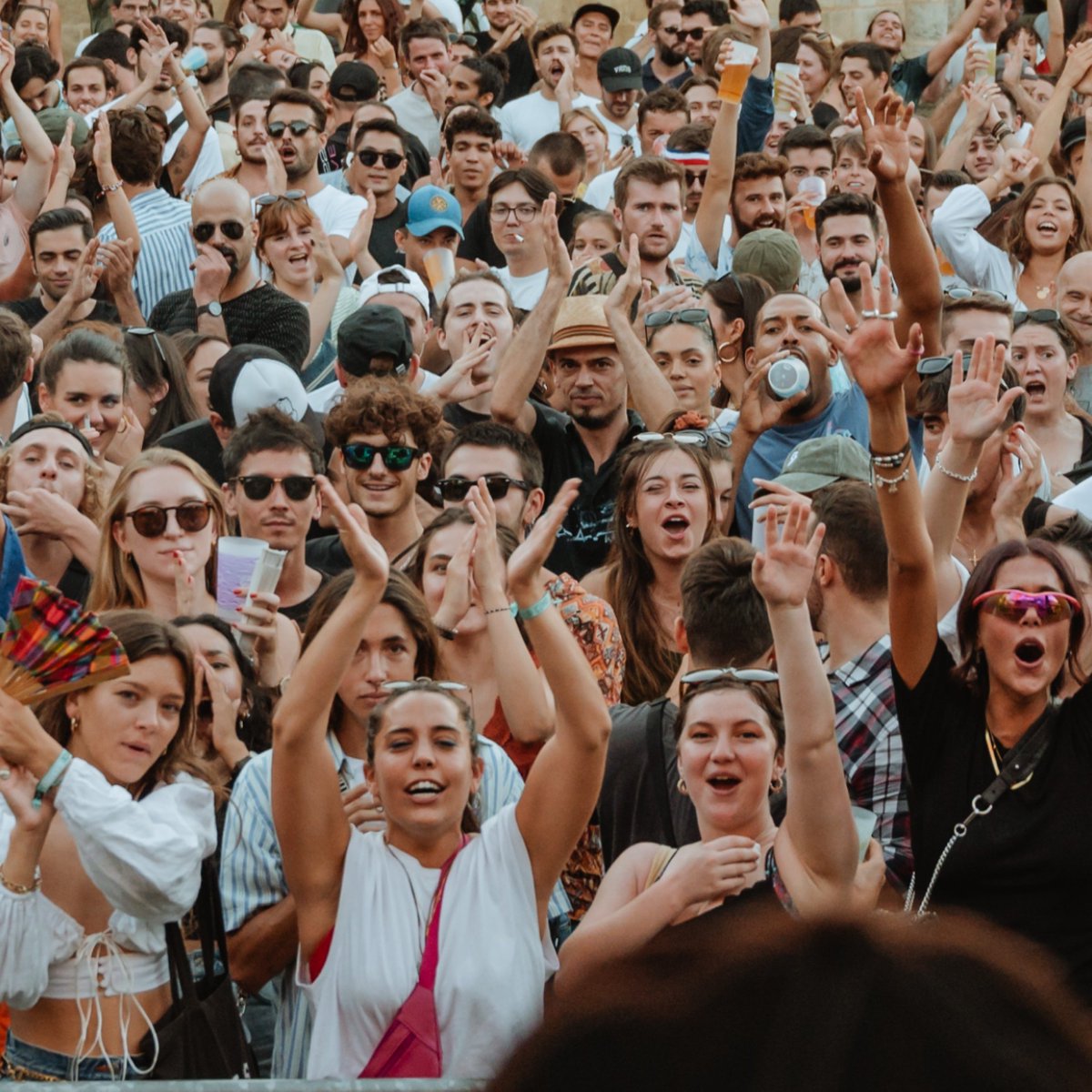 💥 DIMANCHE, C’EST LA DERNIÈRE 💥

🚩 On vous attend plus bouillant·e·s que jamais de 15h00 à 20h00 au Quai des Sports !

 ☄️ Mais, impossible de se quitter à 20h... alors rendez-vous au Parallèl de 20h à 02h !