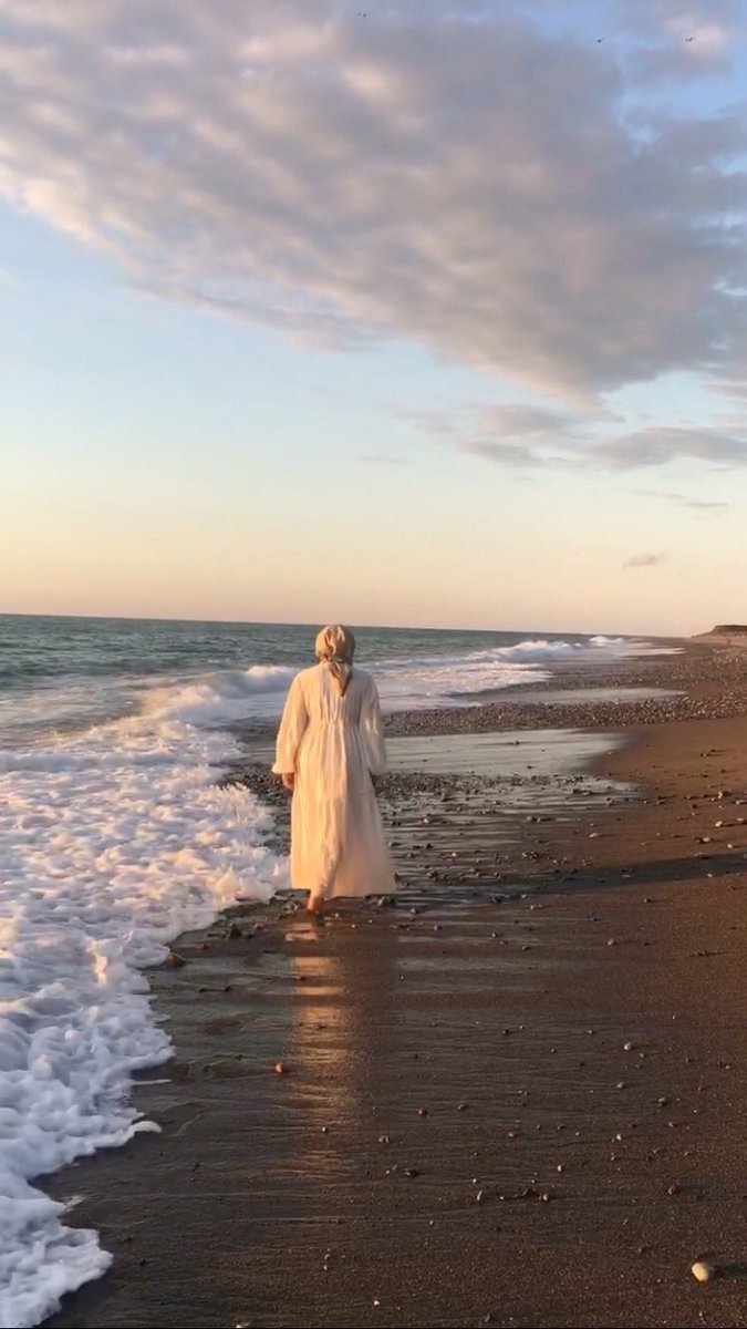 Biz yürümekle yükümlüyüz yolları birleştiren Allah’tır.