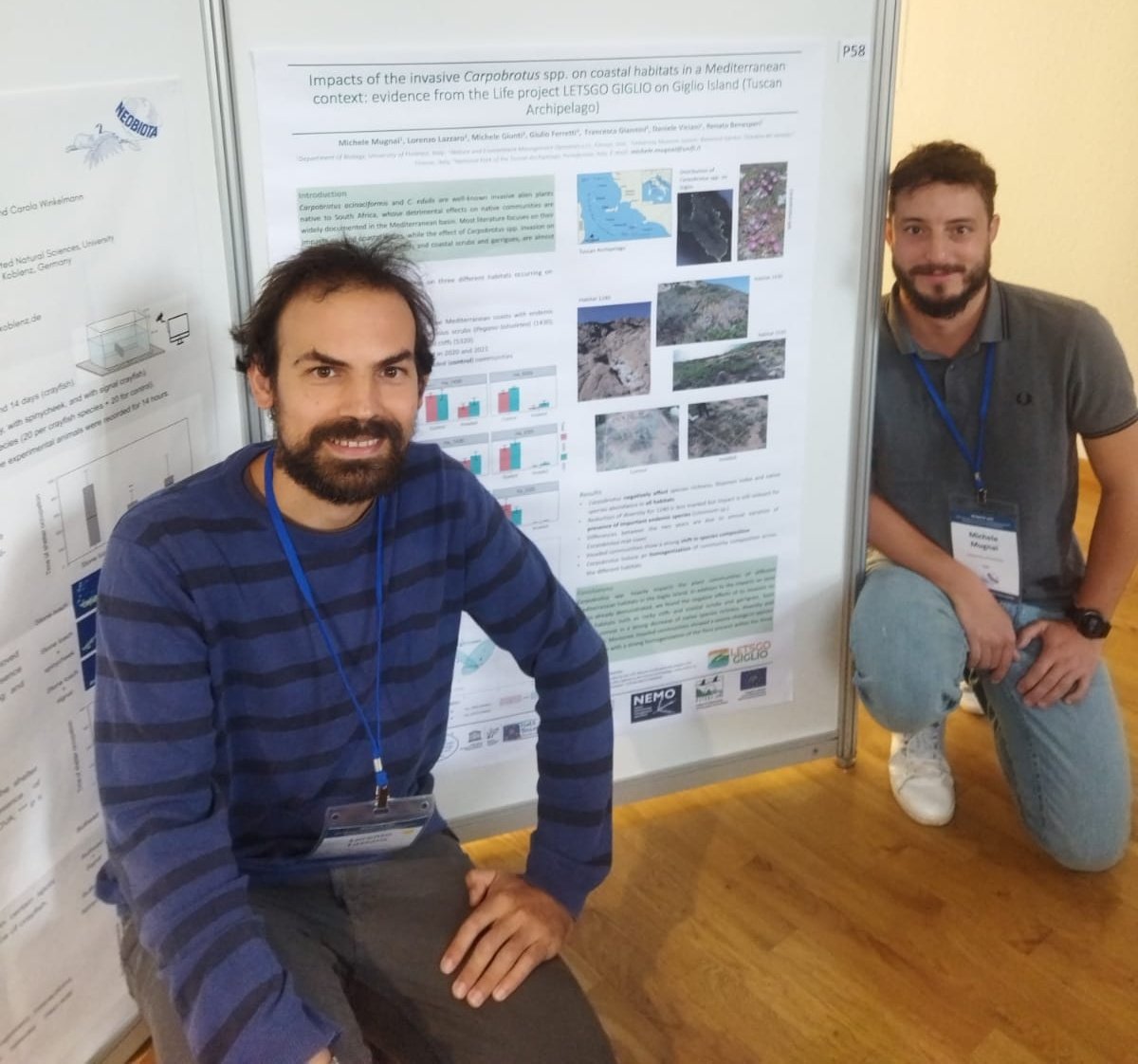 labofito's tweet photo. Presenting our #research on the impacts of Carpobrotus on coastal #habitats in a small #Mediterranean island at #NeoBiota2022 
🔍👽🌺🏝️

Check the Life project LETSGO GIGLIO! https://t.co/NYIYpnrmSi https://t.co/E0IwMSq5QR