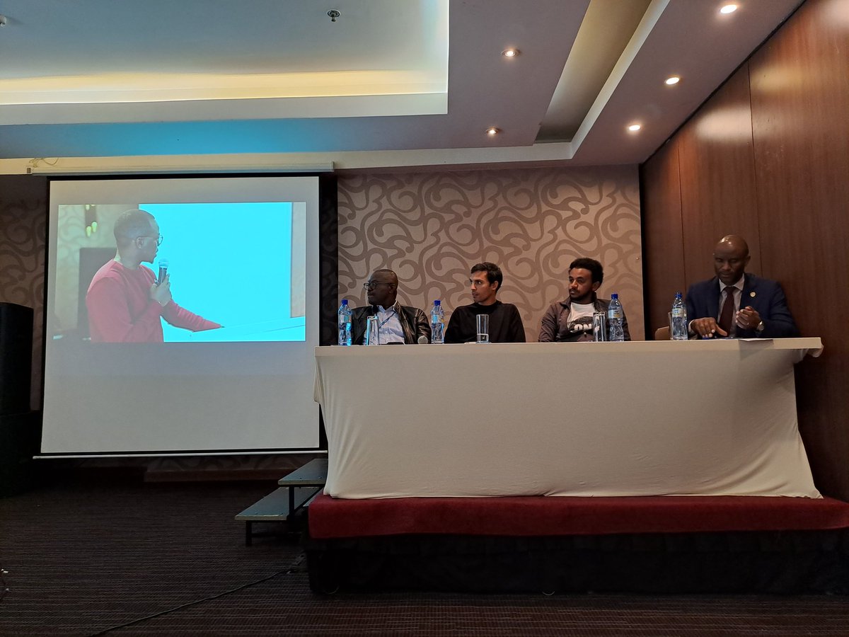 ZipporahIregi's tweet photo. "Health should be veiwed as an investment. We need to rethink how we allocate money for health - consider the most cost effective way to spend money for health" - @y_negash, #Futureleague leader 

#IAmaBingwa #ShootYourShot @SwitchPointIdea @ONEinAfrica @IntraHealth https://t.co/F0aWY0FqMz