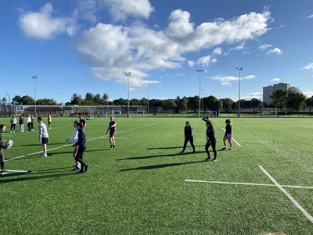 ColBrough's tweet photo. Final day of welcome week at @EdinburghUni for the 1st years on @UoE_PE @MorayHouse and an introduction to an important facility on our programme #Peffermill @PM_Pitches https://t.co/4qDzPr5WPV