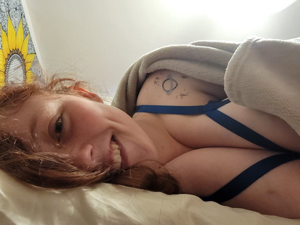 SarahGoNaked's tweet photo. https://t.co/tdHkq5oJs0

 #onlyfansbabe #onlyfansmodel
 #OnlyFansPromo #onlyfansnewby #onlyfansgirl #onlyfanscreator  #AdultWork #sellingcontent #StonerFam #Snapchat #bdsm #bigknockers #naked #altgirls #onlyfanschicks #NudityIsHealthy #bigbooty #Onlyfans https://t.co/halY4nfBJ6