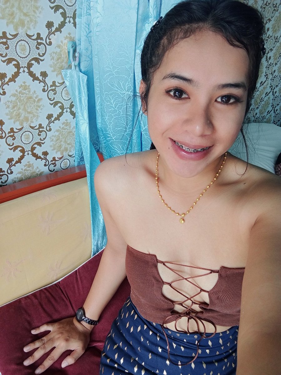 bebe68672799's tweet photo. สาวสอง 
  นวดนาบ 
 เกาะสมุย
หินตาหินยาย https://t.co/nGKDr68zM9