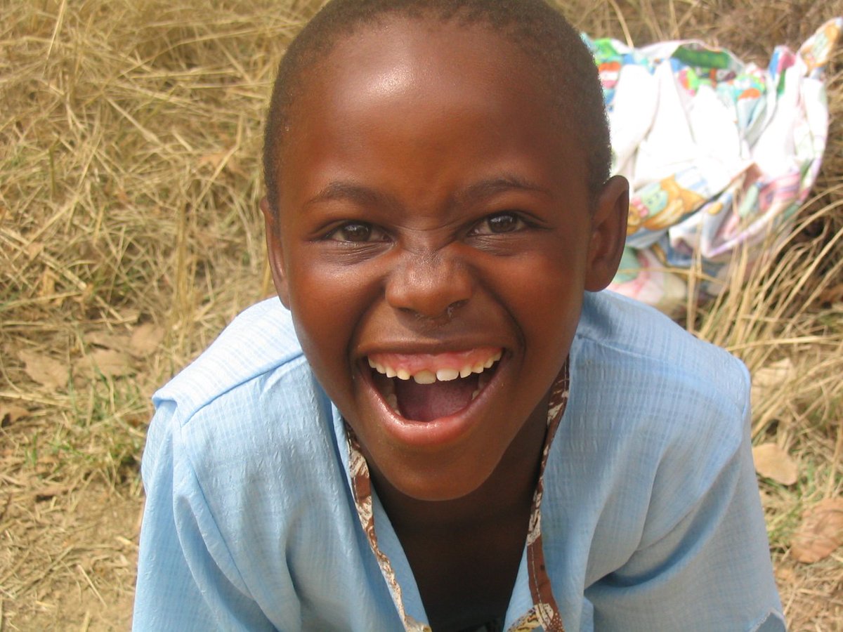 CHIVA_Africa's tweet photo. There are so many things and people to be grateful for this #WorldGratitudeDay. Thank you to everyone who has been supporting us especially the district managers who allow us to come into the communities to provide our support. #support #hiv #september #gratitude  #CHIVA #africa https://t.co/QZBZZ76jeE