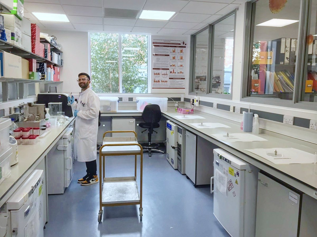 Inst_of_Liver's tweet image. It's an early start, especially after last night's Welcome Dinner, but we're just finalising the last few details for a second #EASLschool day full of practical lab sessions 🧑‍🔬🧫🧪🧬🔬

@EASLedu, @EASLnews, #EASL, #liver, #PCLS, #organoids, #LiverTwitter