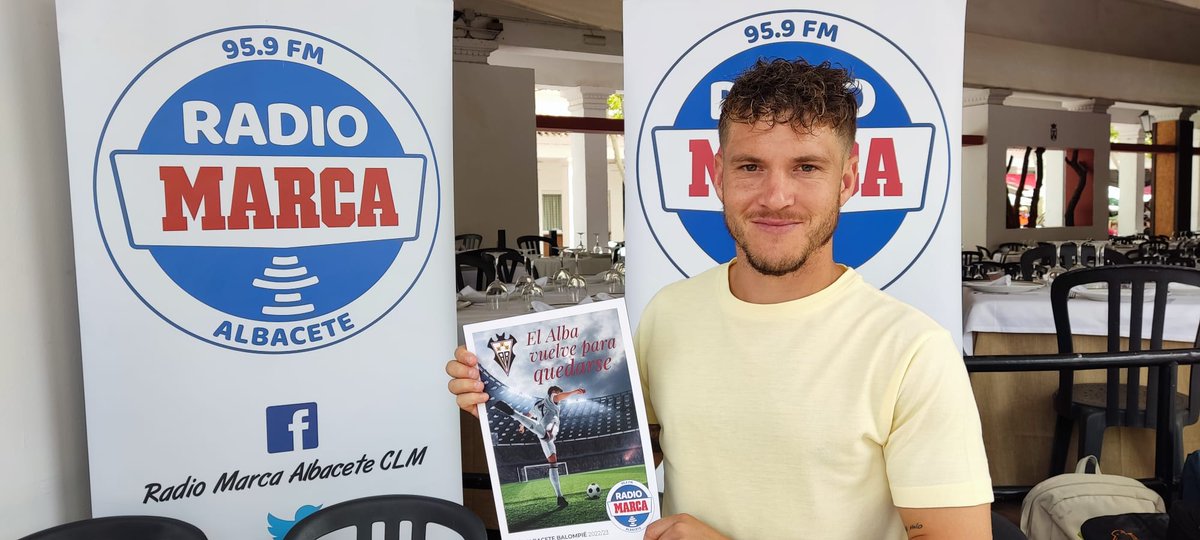 💥 <a href="/JuanmitaGG/">Juanma garcia</a> ya tiene nuestra revista
✅ Recógela, de forma gratuita, hoy en el arco al lado del stand del Albacete Balompié (de 10:30 a 13 h)
👍Fériate la Guía del Alba y Revista de Feria 
#FeriaDeAlbacete2022
#Albacete
#AlbaceteBalompie