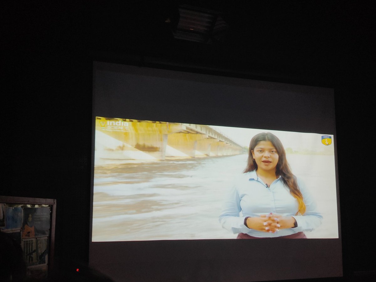 Nitin_089's tweet photo. Splash in the water, play in the sand
To keep the oceans clean, lets you and I join hands.
#Swachhsagarsurakshitsagar #asconoida #aimst @janjuamehak @rubaidashfaq https://t.co/VoqPgpcyb8