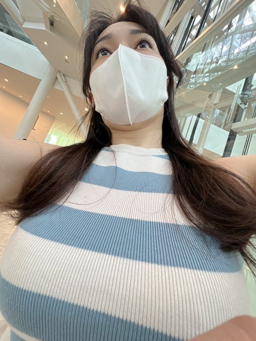 叫朋友幫我拍睫毛 這什麼鬼？？？ https://t.co/gx5FCeY0LX