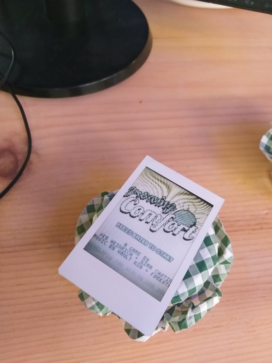 oldb0mb's tweet image. Thanks @IFgameSH for hosting my #oneplayermode #videogamemusic concert and #growingcomfort , the little gameboy farming sim by @retrodima and me 💚