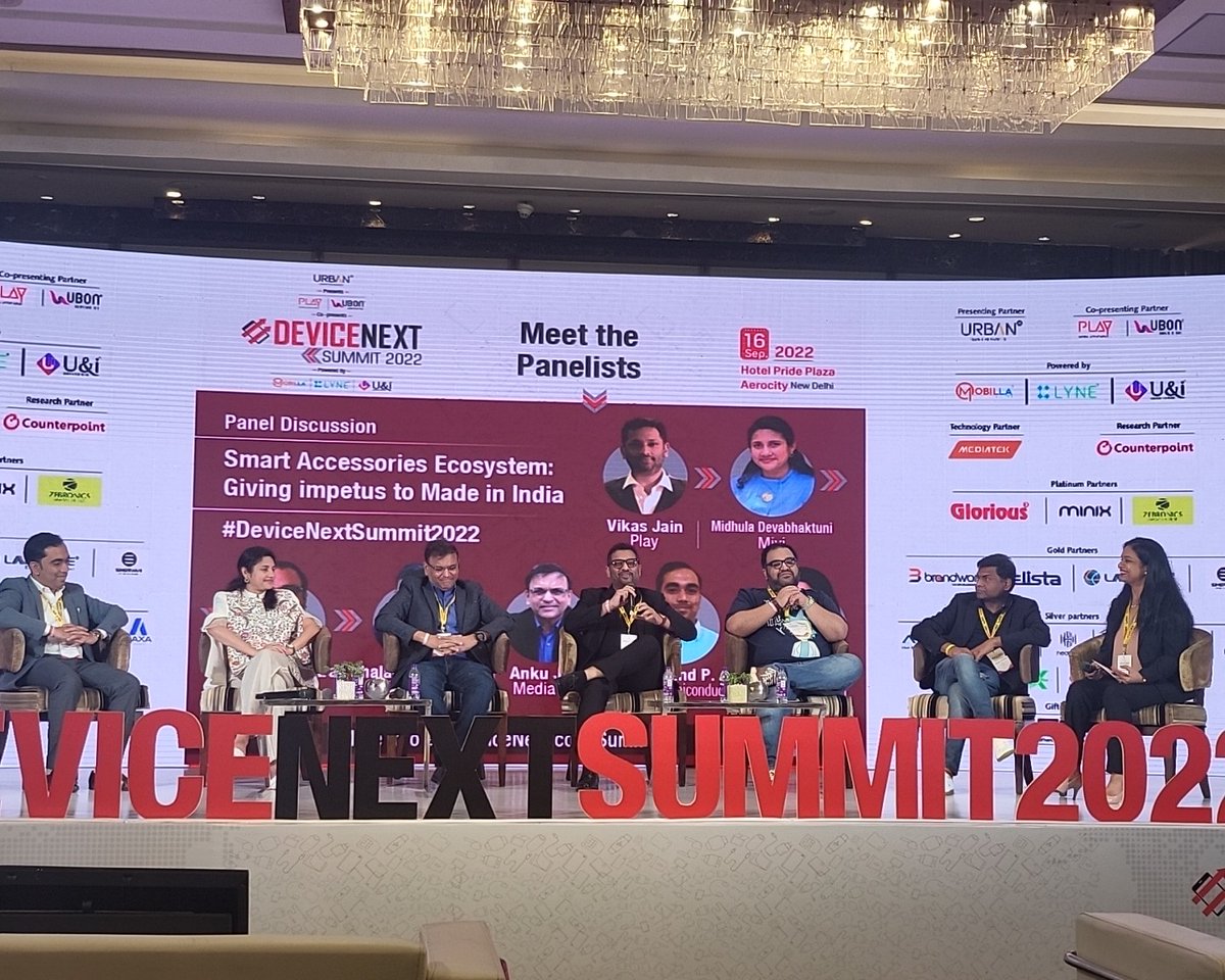 Tarunpathak's tweet photo. "With similar EBOM we can now drive better form factors and lot of new features can be implemented as compared to a year back. Paramount is to understand the consumer needs and respect their budget" Vikas Jain, Co founder and CEO #Play #Devicenextsummit2022 https://t.co/ys7nbzwCza