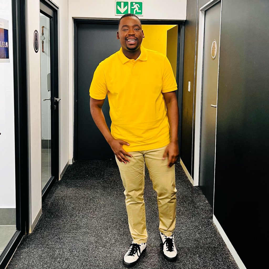 SbuNoah's tweet photo. #Imvuselelo #DumisaTV #Channel340 #IkhayaLendumiso https://t.co/BmeYN1O3ye