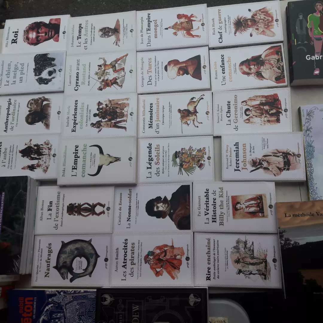 Vendredi matin, #marché de #Felletin !
Cette semaine, nous sommes en face de la mediathèque, avec plein de #Nouveautés !

#Creuse #LimouZine #Librairie #Edition #Limousin #Millevaches