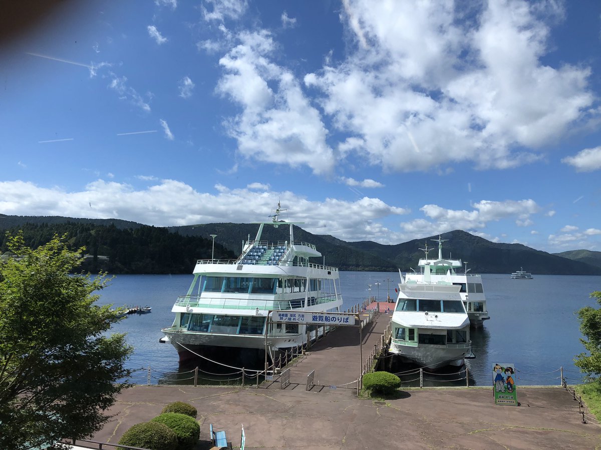 14Eizo's tweet photo. 芦ノ湖 https://t.co/J8J6OvvWhT