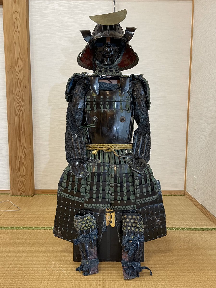 【本歌】江戸初期 日本 甲冑 （等身大）鎧 一式『在銘あり』 ついに本歌の甲冑買いましたーーーーー！！！ 江戸時代中期の五枚胴