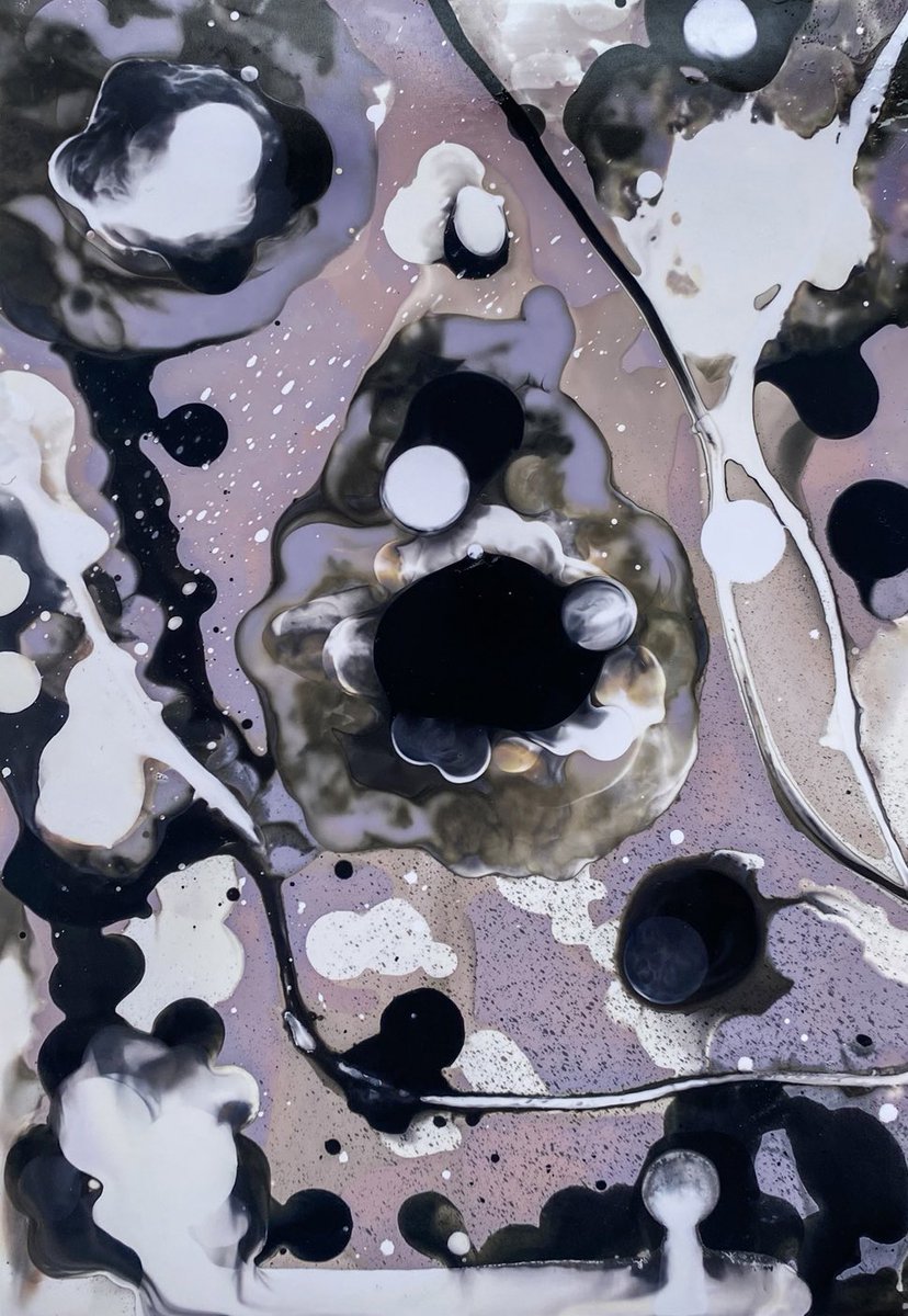 Chemigrams are like the Rorschach test to me. It´s like designing my own test.
#chemigram #ArtistOnTwitter