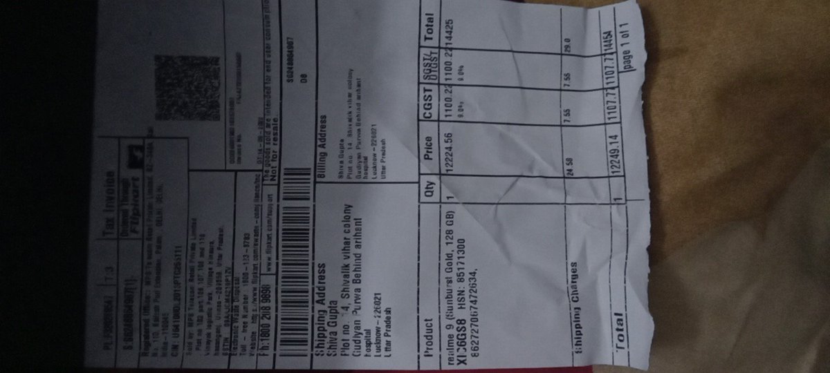 murkiest_den's tweet photo. I have received damaged device and flipkart customer support is saying contact to brand as "we have brand replacement policy, we are not able to give you replacement" @Flipkart @jagograhakjago @nch1915 @flipkartsupport https://t.co/qQLEl4zYat