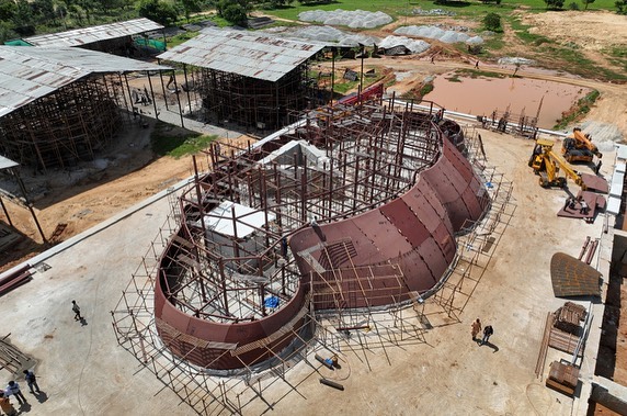 Jayanth_tweets's tweet photo. Construction of India's second 112 feet Adiyogi in progress in Isha Yoga Center, Bengaluru ❤️‍🔥💥🔥 https://t.co/2Or0UOU3zL