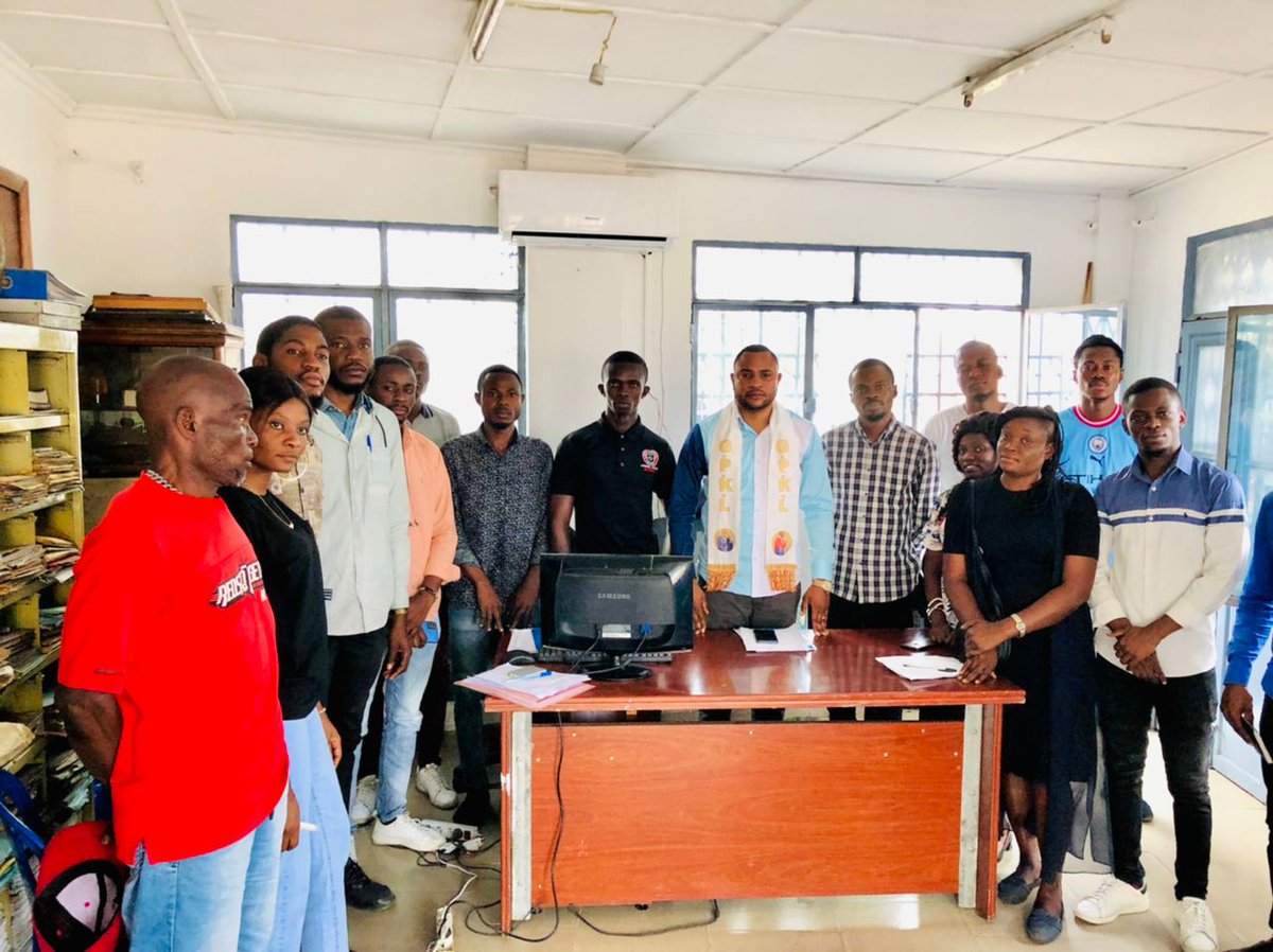GPKL_ongd's tweet photo. Séance de travail du Comité organisationnel chargé de préparer la réception dans les prochains jours de l'Initiateur de la #GPKL, Honorable Me @kazadi_peter, à notre siège social.
Pour tout contact : +243823876118
#GPKL_RDC #GPKL_ASBL #GPKL_ONG https://t.co/PKE5NiG887