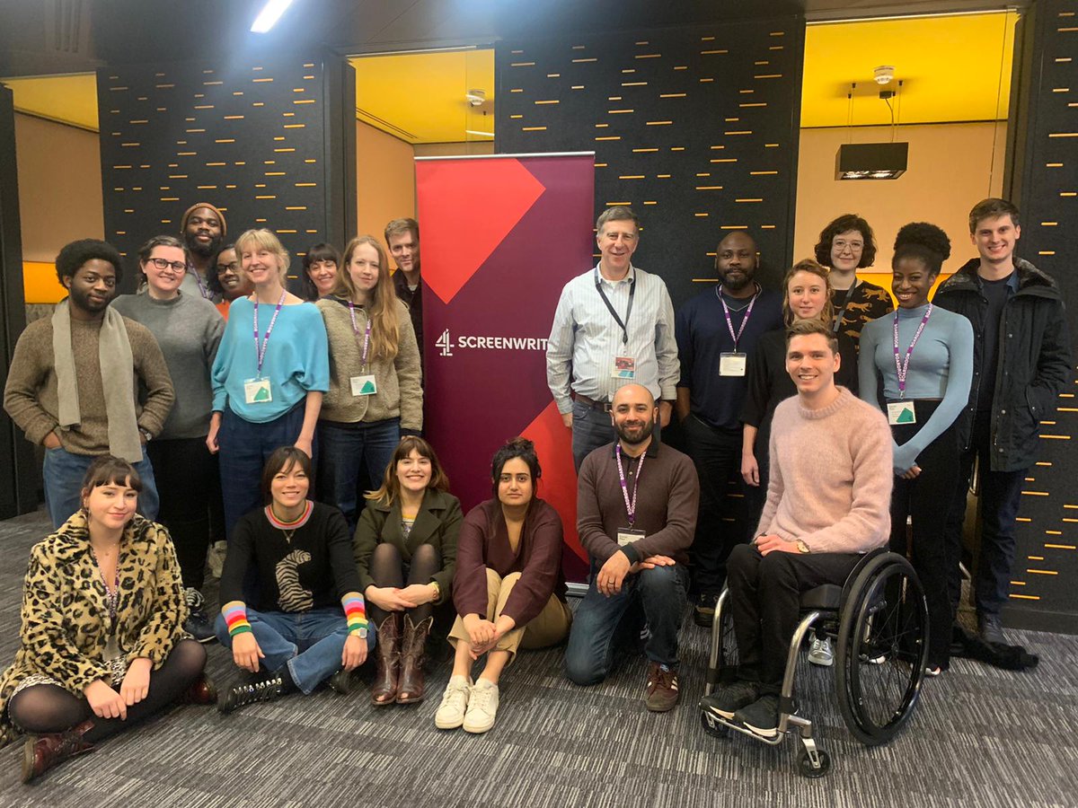 The Channel 4 screenwriting course is open for entries from 9am TODAY until Oct 3rd <a href="/Channel4/">Channel 4</a> <a href="/Channel4Skills/">4Skills</a> script-consultant.co.uk/channel-4-scre…