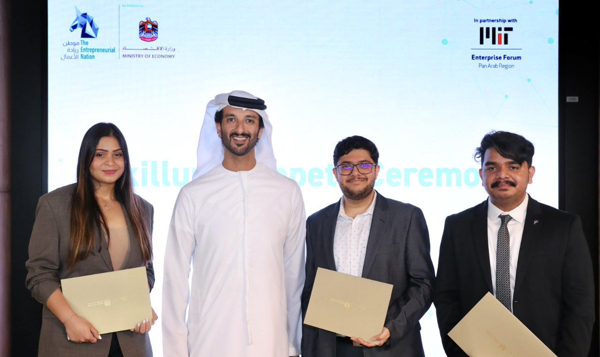 decenode's tweet photo. Team Decenode receiving an award from His Excellency Abdulla bin Toug Al Marri, Minister of Economy at the SkillUp Compete Awards Ceremony held at the headquarters of the Ministry of Economy. We thank @Economyae for their constant support in our journey🙏✨🇦🇪 https://t.co/7BkQ6UvXfI