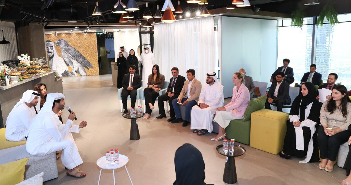 decenode's tweet photo. Team Decenode receiving an award from His Excellency Abdulla bin Toug Al Marri, Minister of Economy at the SkillUp Compete Awards Ceremony held at the headquarters of the Ministry of Economy. We thank @Economyae for their constant support in our journey🙏✨🇦🇪 https://t.co/7BkQ6UvXfI