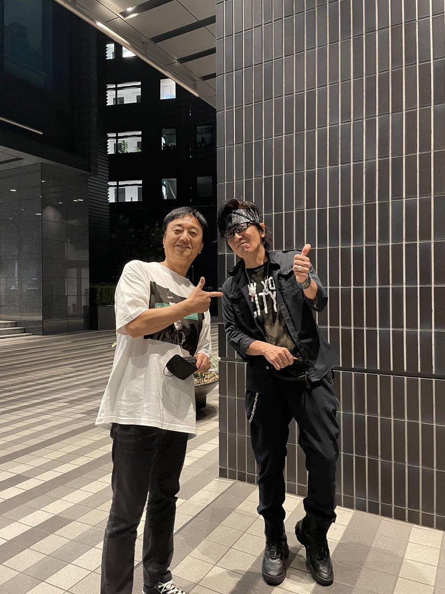 FcwpVSBaEAI-WEe.jpg?format=jpg