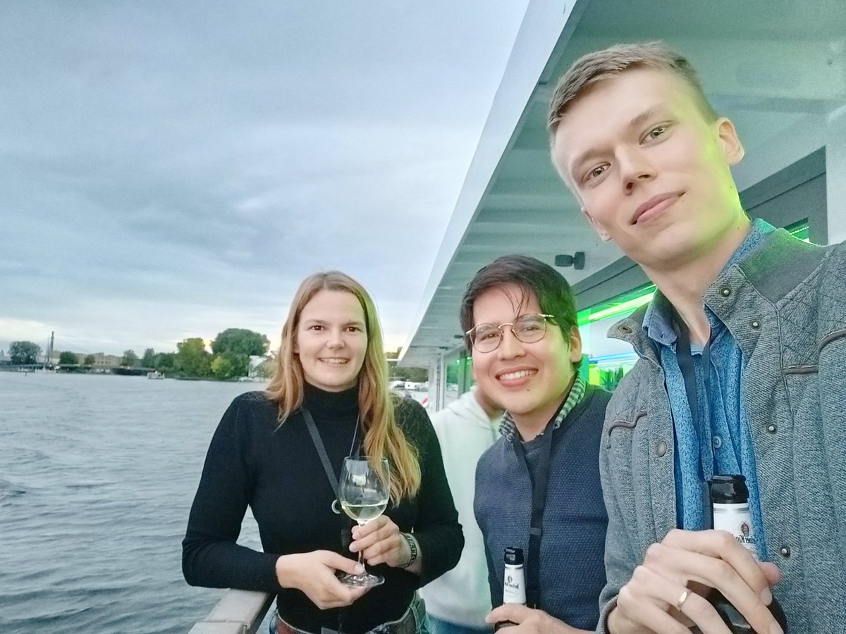 Josefine Sprachmann (@sprachfine) on Twitter photo dinner and drinks ON A BOAT?! SALSA make and measure conference is treating <a href="/JR_MonroyG/">José Monroy</a>, <a href="/NikitaGugin/">Nikita</a> and me well
@berlinscience #adlershof dinner and drinks ON A BOAT?! SALSA make and measure conference is treating <a href="/JR_MonroyG/">José Monroy</a>, <a href="/NikitaGugin/">Nikita</a> and me well
@berlinscience #adlershof