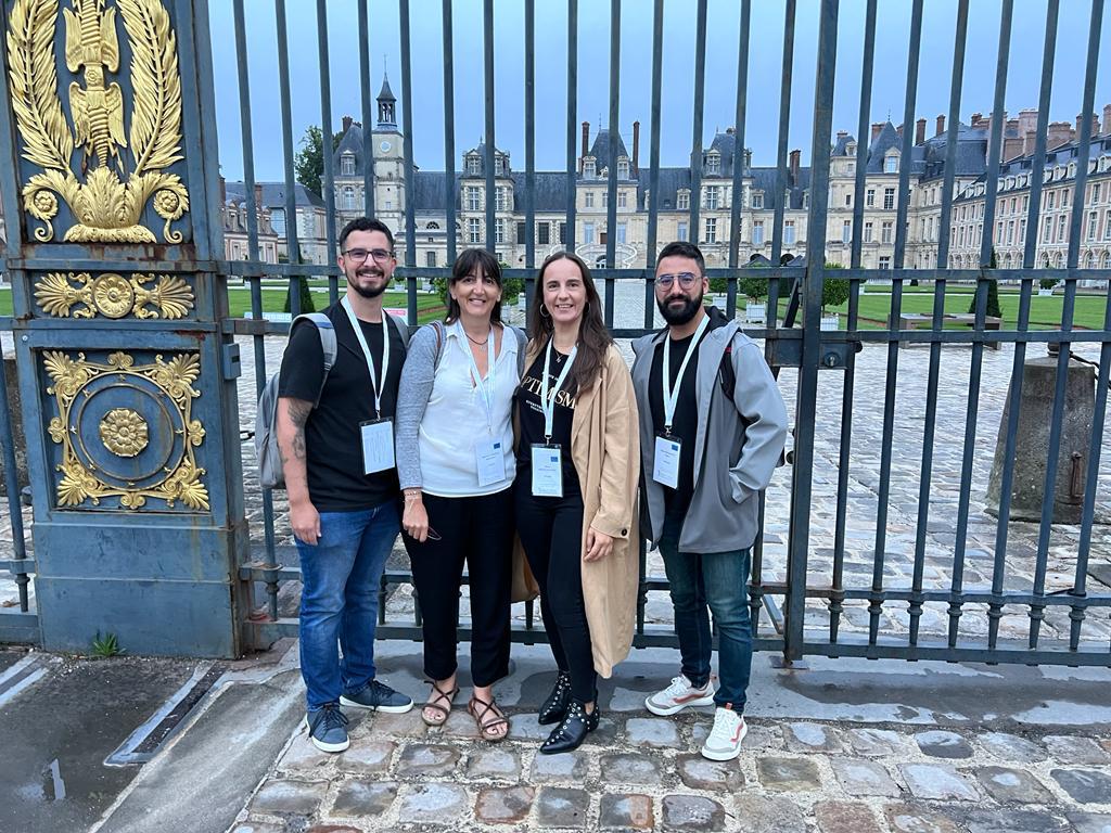 FEUGA_oficial's tweet photo. #FEUGAimpulsa Hoy FEUGA presenta su aportación a #Root2Res, un proyecto @HorizonteEuropa para la obtención de cultivos más resilientes y adaptados al cambio climático. Estamos acompañados por la @uvigo en la estación de investigación de @Arvalisofficiel en Boigneville, Francia👇 https://t.co/tw29QKtsHX