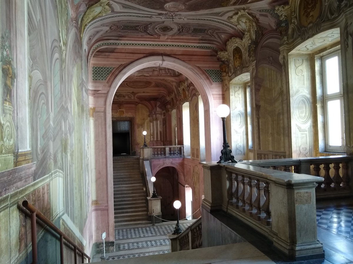 d_giovannelli's tweet photo. Last day of the Italian Federation of Life Sciences @FISV998 in the mesmerizing Reggia di Portici @AgrariaUnina. Yesterday i spoke of the preliminary results of @ERC_Research CoEvolve project on the relationship between trace metals and microbial metabolism! https://t.co/5swMArp8kP