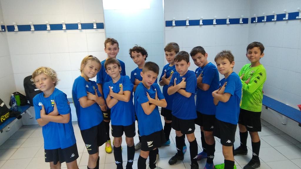 clubportugalete's tweet photo. Egun on!
El fin de semana está llamando a la puerta... !😎⚽
A por el viernes!🙎🤙
📸 #2012A
#aupaportu 💛🐝🖤 #futbolbase #portubase https://t.co/6BZVpanpjM
