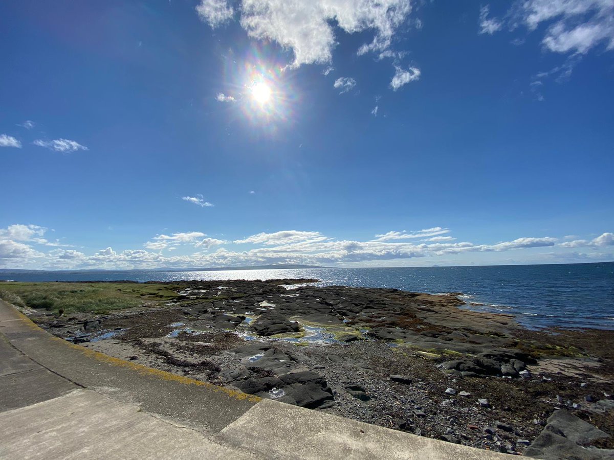 An early morning walk around the Ballast Bank to set us up for the day 🙌 ☀️