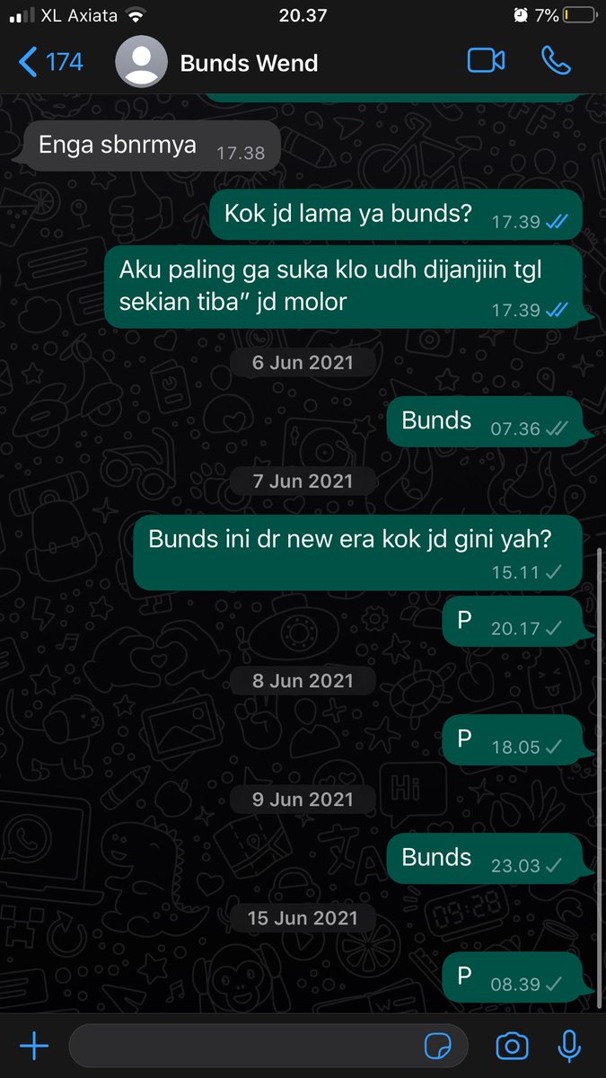 zukowi212's tweet photo. #IbuArtisNNPenipu

Jadi krna mumpung lg trending ane jg mau speakup terkait campaign si kintil ini, jd ane photographer yg motret anak” korban campaign dia dan brand “NE”, ni orang pinter bgt bkin modus mengatasnamakan brand” fashion sepatu,baju, dll. https://t.co/gQWrL19zZl