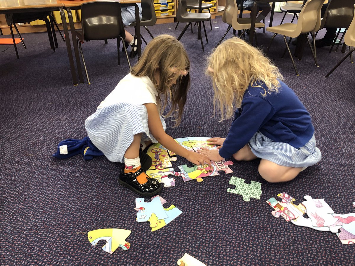 Christletonpri's tweet photo. Year 1 are busy with their own learning this afternoon 😊 #continuousprovision #yearonecontinuousprovision @ABCDoes https://t.co/zD4kBAGpBe