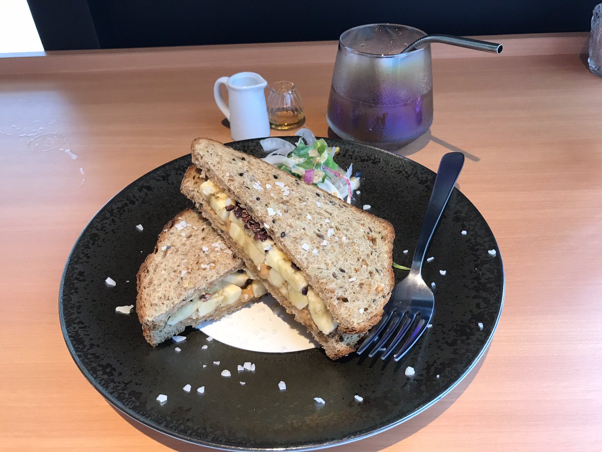 umekichiSTUDIUM's tweet photo. 本日9/16、進化したカプセルホテル「ファーストキャビン西梅田」がリニューアルオープン♬
ファイテンルームや、朝食のバナナサンドが最高(^^)
#ファーストキャビン西梅田 #ファーストキャビン
#firstcabin https://t.co/ne6o1RUANZ