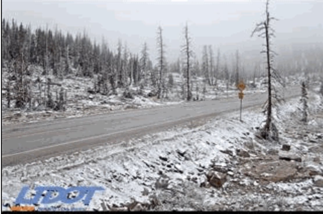 KSL_Matt's tweet photo. No mistake here. We’ve got snow in the high Uintas this morning! September 16, 2022! #utwx ❄️ ❄️❄️

📍: Bald Mountain Pass
📸: UDOT https://t.co/H771NuwB55
