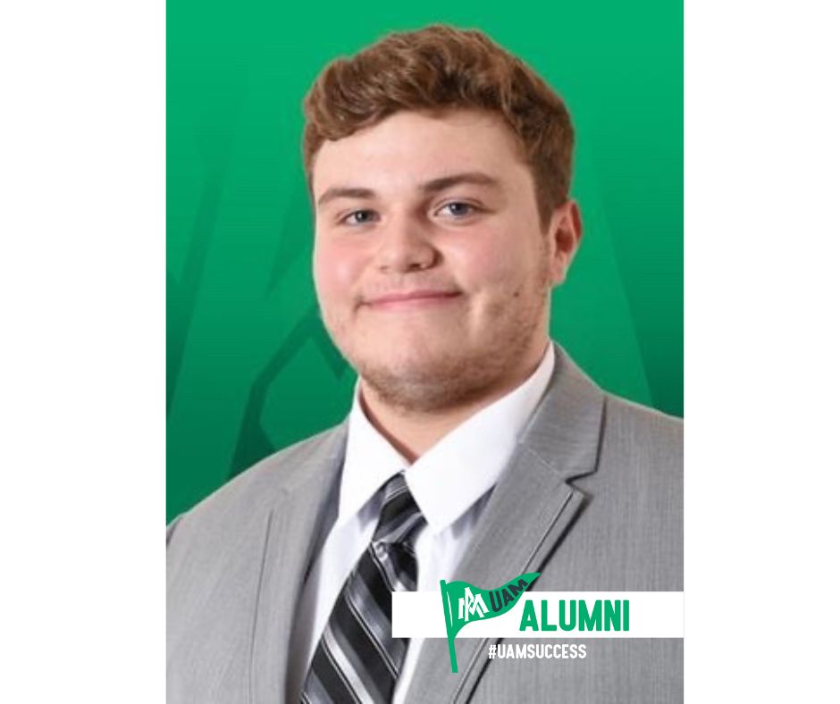 UAM_Alumni's tweet photo. Recognizing the achievement of #UAMAlum Taylor Dallas Pruitt (BS ‘21).
Dallas is the Offensive Line Coach and Director of Football Operations at UAM. Dallas is one of the youngest full-time assistant coaches at the NCAA Division 2 level. #UAMSUCCESS https://t.co/Ib7tB4Ei79