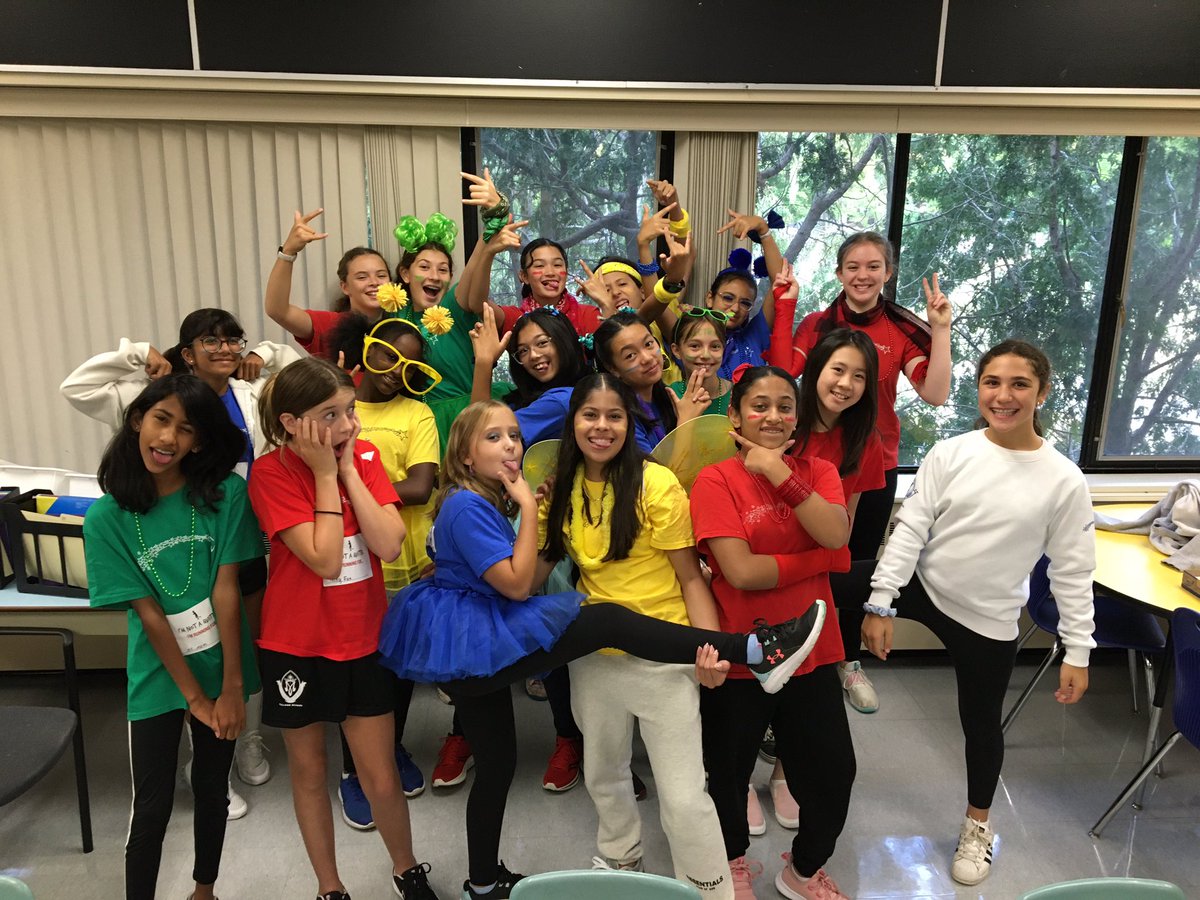 MsPrillo's tweet photo. Grade 7 spirit on Terry Fox day @hnmcs! https://t.co/InH1BpiVI2