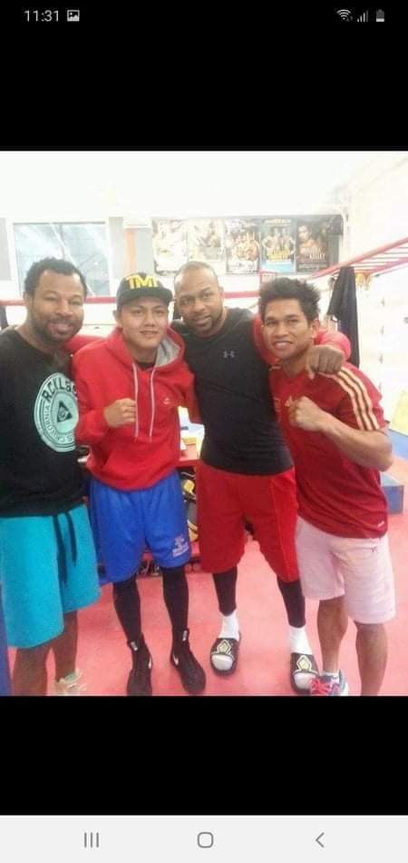 AJArietaPH's tweet photo. Earlier in their careers, Sonsona hired Casimero to be his sparring partner as he trained with Shane Mosley in USA.

With Casimero's career being on a halt again. In comes, Marvin "Marvelous" Sonsona as he looks to get back in world boxing scene once again.
#TurnOfEvents🇵🇭🥊 https://t.co/0aZdJ20AvQ