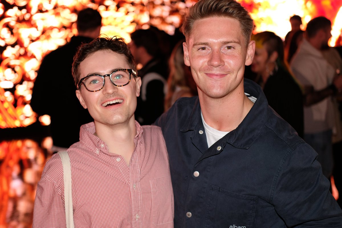 connorglobal's tweet photo. Incredible event last night hosted by @WeAreNFTUK and @flannelsfashion. Thought provoking talks, incredible showcases and great beer!! @NotAnotherNFTio 

Happy first post-merge Friday! https://t.co/PV5RQ1O3wp