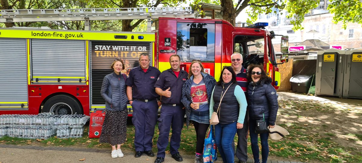 Jediknight1961's tweet photo. The great guys and girls of @LondonFire saving the day for us. #QueueFriends #TheQueue https://t.co/nYYgAnZjpb