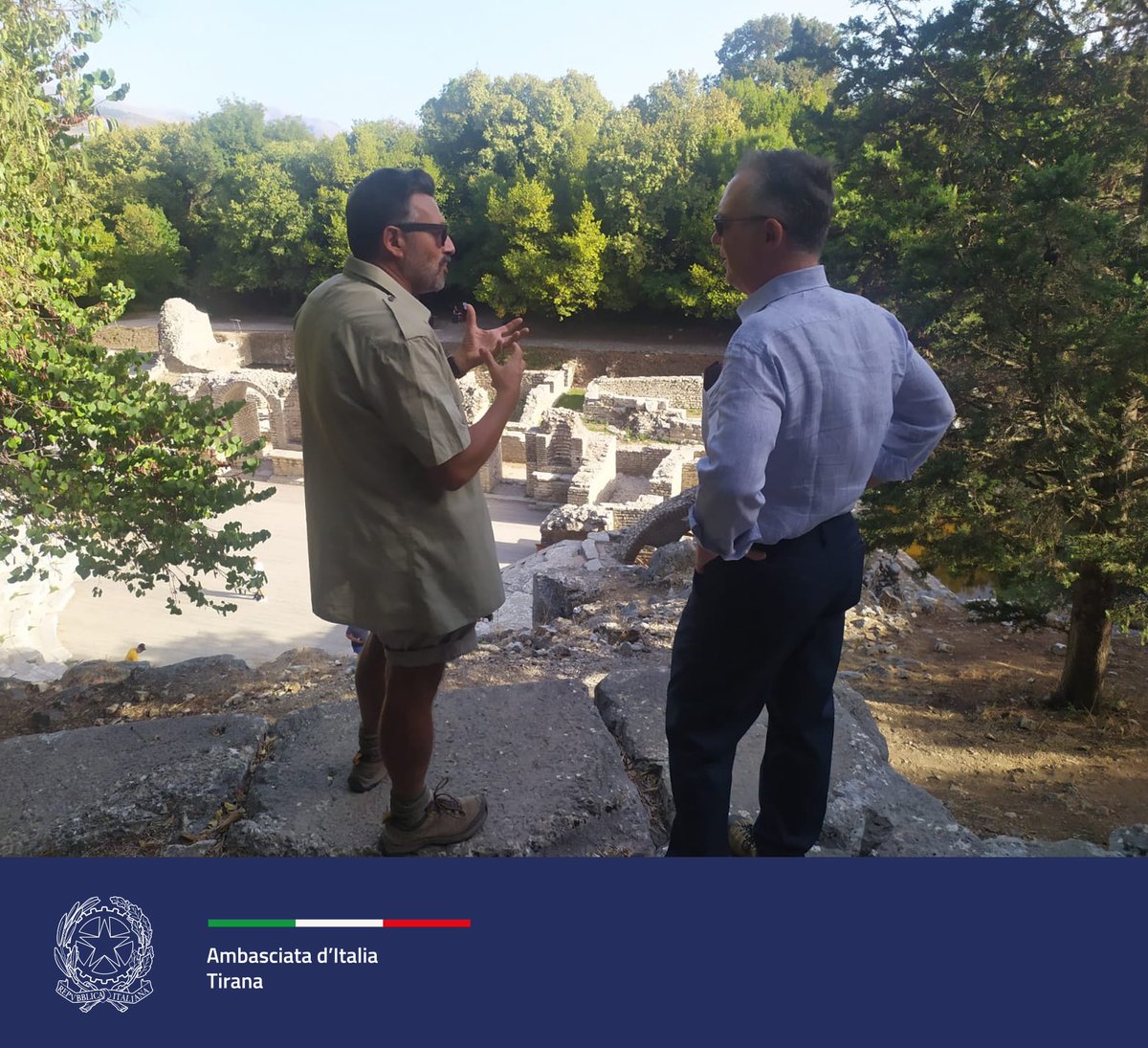 BucciFab's tweet photo. Emozionante visita agli scavi delle nostre missioni #archeologiche a #Butrinto e #Phoinike 🏛. In cantiere tanto nuovi progetti e scoperte 🔎 🏺 per valorizzare ulteriormente il magnifico patrimonio #culturale albanese.
#staytuned #archeologia #missioni #cooperazioneculturale https://t.co/bHNpKXinM3