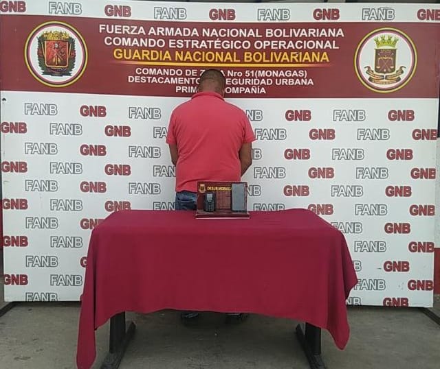 comandante_44's tweet photo. #16Sep Comando Nacional Antidrogas símbolo de excelencia #EnAvanceTecnológico
#PuebloYGNBInvencibles 
#InvictosPorElPueblo https://t.co/rKZ0XKxwxr