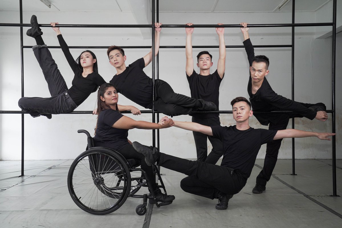 dancedrama_2020's tweet photo. 【9月16日はマレーシアデー】
1963年の今日は、マレーシア🇲🇾を結成した日。
10月の #DANCEDRAMA「#BreakthroughJourney」にはマレーシアのダンスカンパニー #DuaSpaceDanceTheatre が出演。
本公演は、「東方政策40周年記念事業」の一環で実施します。
#今日は何の日
#東方政策40周年
#LEP40
#日本博 https://t.co/bowZzsiAQQ