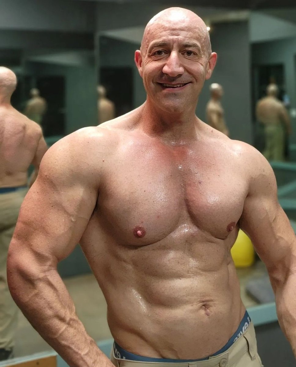 Muscle Daddies On Twitter Joe lifts Muscle thedad de 