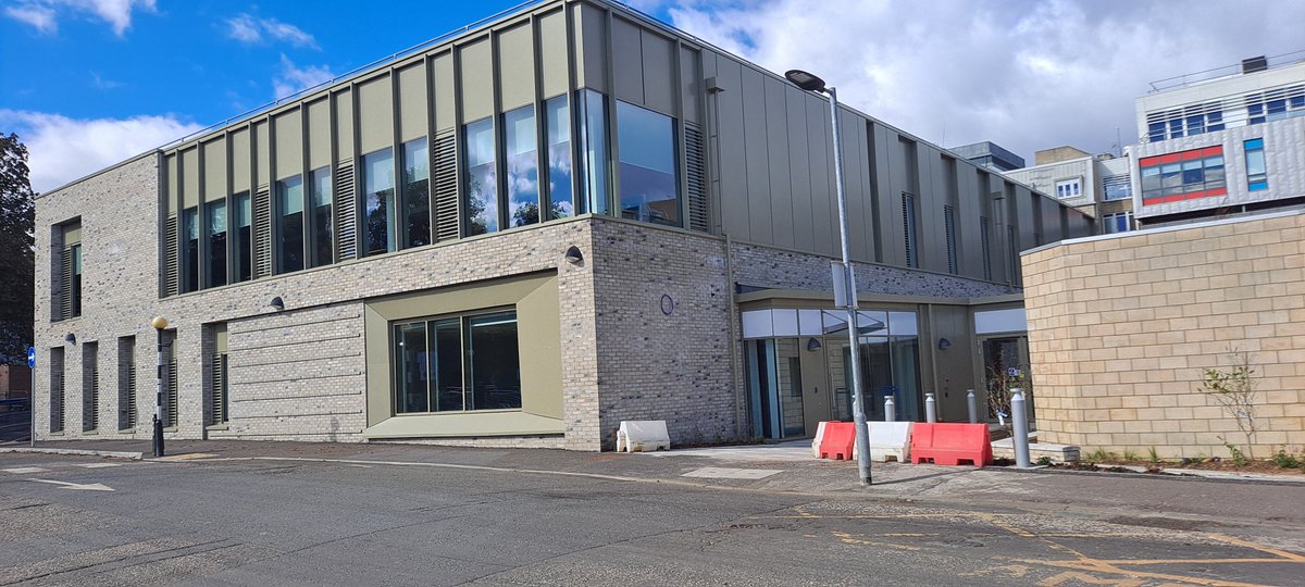 WghLothian's tweet photo. The new building to house additional Linear Accelerator capacity for radiotherapy treatments for cancer patients across the East of Scotland is nearing completion at the Edinburgh Cancer Centre @ WGH @NHS_Lothian https://t.co/aw9MSoqRCj