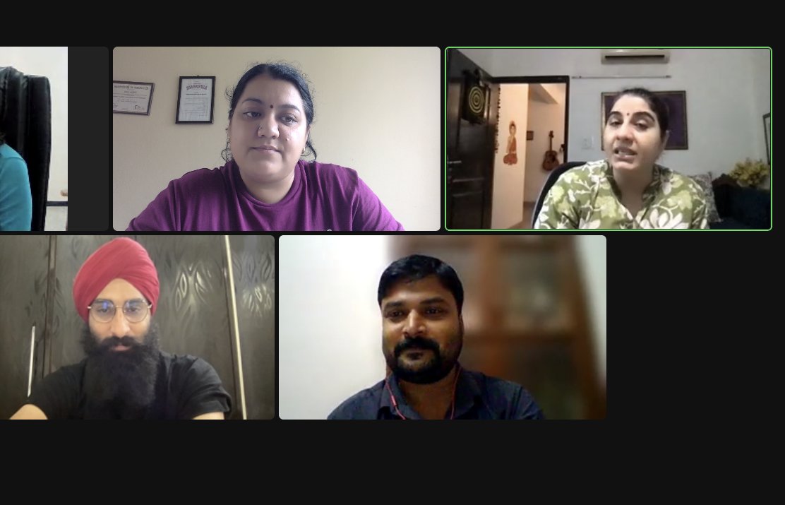Nikita_JN's tweet image. Wonderful session on &quot;Collaboration&quot; as a part of Conscious Leadership Training in @axelerant by our performance coach @LifeCoach_Mridu thank you
Team collaboration always works well during conflicts.
#axelerant #performancecoachingforall #Leadership