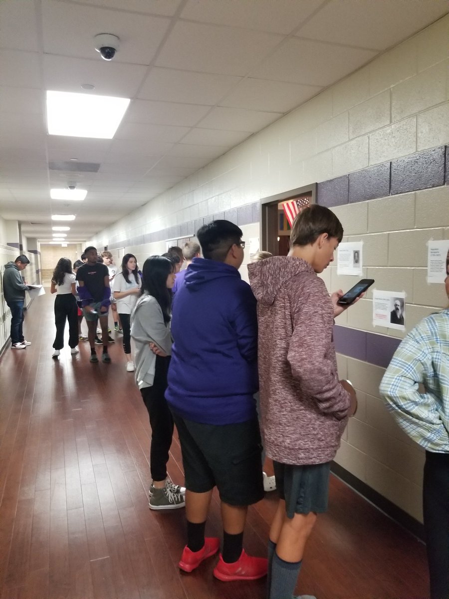 RPHS_French's tweet photo. French 2 completing a Gallery Walk over famous francophones. @Rphs_World @RPHS_Panthers https://t.co/FmGzvjXzbj