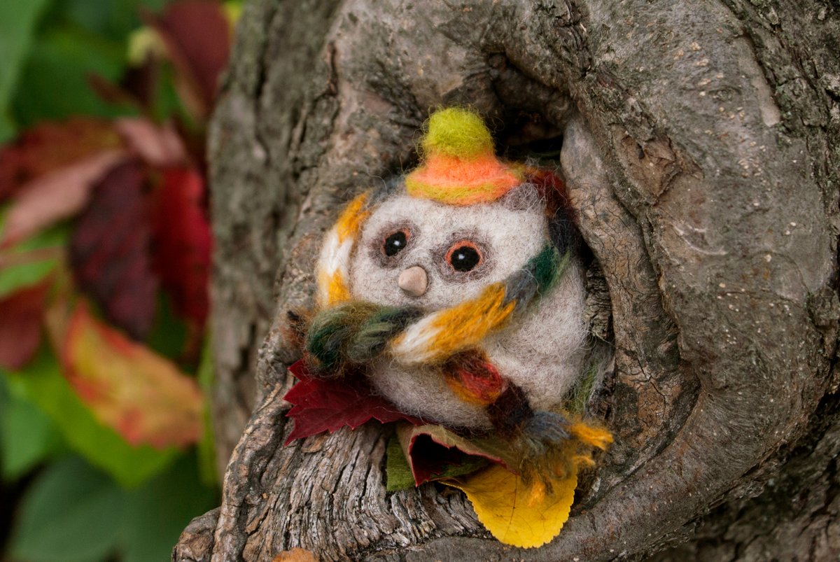 Let your imagination take flight as you create beautiful soft sculptures from wool roving and felt during this class on Oct. 1st at Creators Space. Artist Gustavo Boada introduces the art of dry needle felting. loom.ly/rZdEkH4
