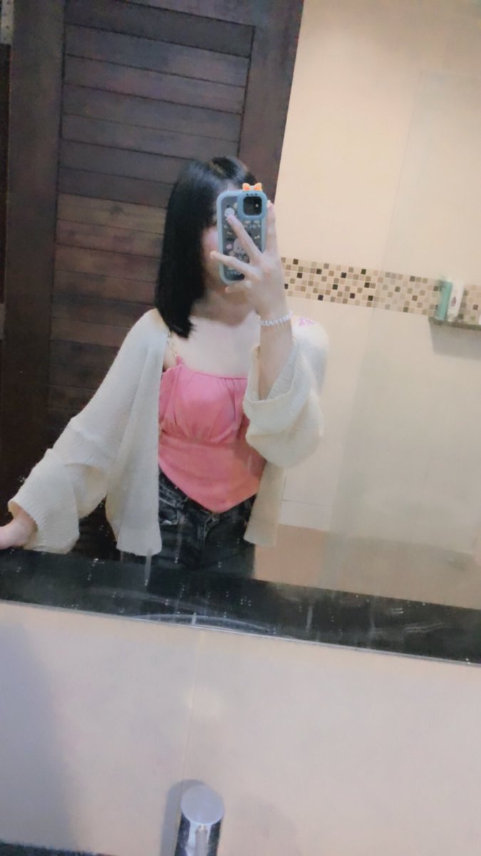 ซานซา tweet media