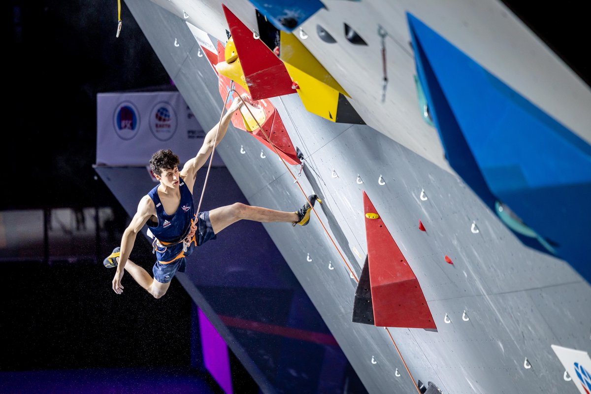 SportsPresCo's tweet photo. ⏪ One week on from the @ifsclimbing World Cup 🧗 in Edinburgh where we pulled together the 3 day event show &amp; fan engagement for @Team_BMC.

 A 𝙛𝙞𝙧𝙨𝙩 𝙚𝙫𝙚𝙧 British medal at a World Cup in the mens lead from Toby Roberts made it memorable! 🥉 https://t.co/tiwiJgAzom